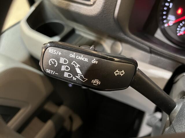 Volkswagen CRAFTER 35 2.0 TDI 140 pk Bakwagen 2.41 Mtr. H / Meubelbak / Euro 6 / Airco / Cruise Control / CarPlay / 23.400 KM !!