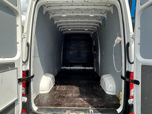 Volkswagen CRAFTER 35 2.0 TDI L4H3 Comfortline*A/C*CRUISE*HAAK*