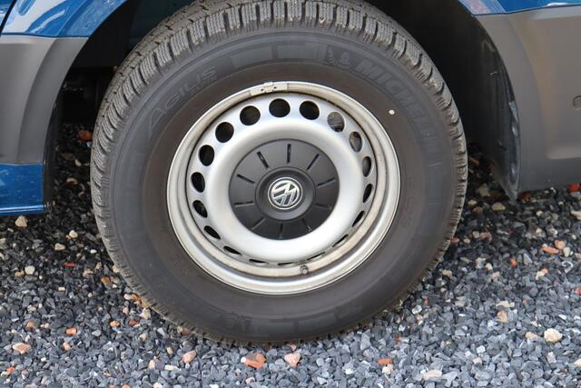 Volkswagen CRAFTER 35 2.0 TDI L3H2 Highl EUROVI RWD 3,5T trekgewicht Dubbeleschuifdeur