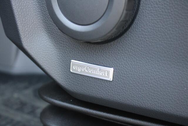 Volkswagen CRAFTER 35 2.0 TDI L3H2 177pk - Facelift - 2x Schuifdeur - Navigatie - LED - Geveerde stoel - Virtual cockpit - Camera - Verwarmd stuur - Stoelverwarming - Rijklaar