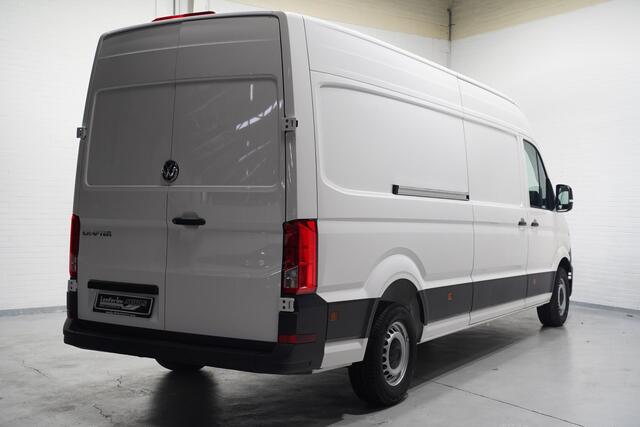 Volkswagen CRAFTER 2.0 TDI 140 pk L4H3 Airco, Cruise Control Geveerde Stoel, PDC V+A, 3-Zits, Nieuw Overjarig