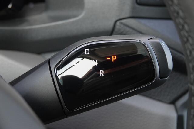 Volkswagen CRAFTER L3H2 | 177Pk Aut. | Dubbele Cabine | Nieuw Model | 10,4'' Navigatie | 19'' | Traffic Grey