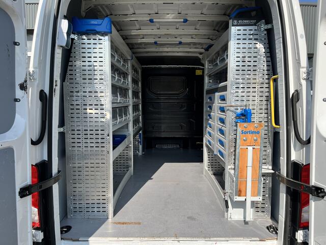 Volkswagen CRAFTER 35 2.0 TDI L3H3/L2H2 Werkplaats inrichting Kast Inrichting Servicewagen Omvormer Standkachel Airco Cruise controle Camera Sortimo inrichting 1e eigenaar Dealer onderhouden Euro 6 Bpm vrij voor particulier gebruik