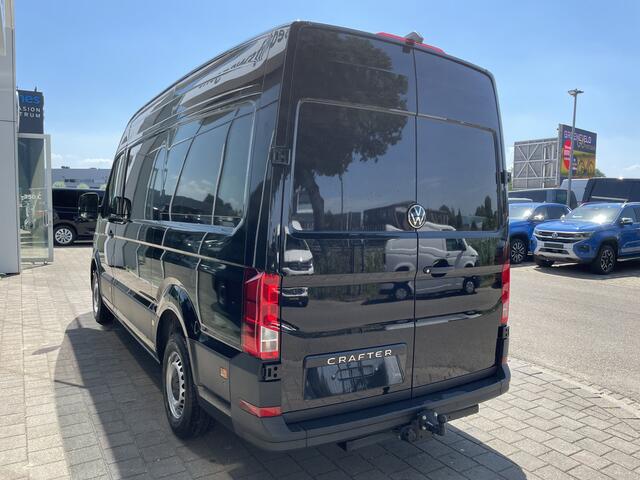 Volkswagen CRAFTER 35 2.0 TDI L3H3 Trendline 140pk Hand | Trekhaak | App connect | Camera