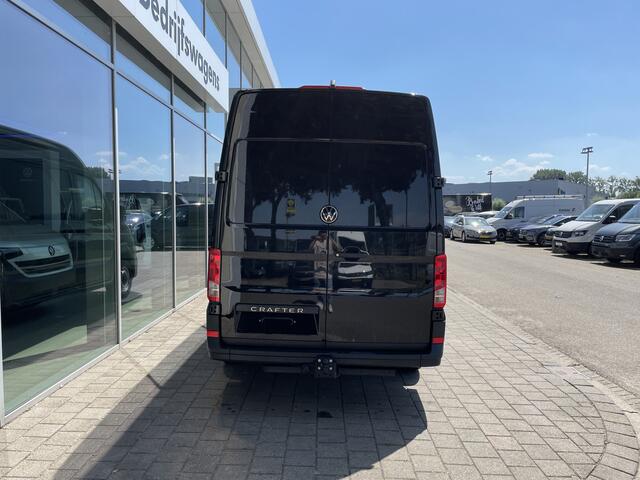 Volkswagen CRAFTER 35 2.0 TDI L3H3 Trendline 140pk Hand | Trekhaak | App connect | Camera