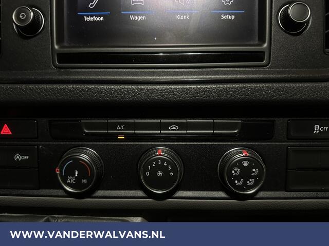 Volkswagen CRAFTER 2.0 TDI 140pk L3H3 (oude L2H2) Euro6 Airco | Camera | Cruisecontrol | Apple Carplay | bijrijdersbank android auto, chauffeursstoel,