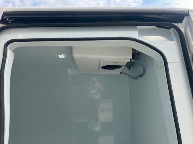 Volkswagen CRAFTER 35 2.0 TDI L3 H3 Koelwagen Carrier standby - koelen en verwarmen!