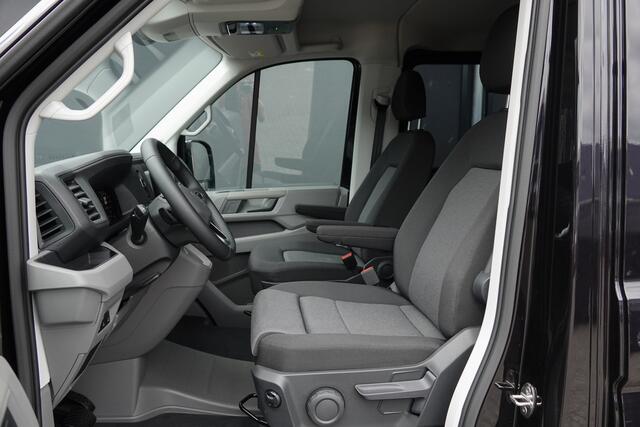 Volkswagen CRAFTER L3H2 | 177Pk Aut. | Dubbele Cabine | Nieuw Model | 10,4'' Navigatie | 19'' | Deep Black