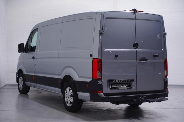 Volkswagen CRAFTER 2.0 TDI 140 pk L3H2 DSG Aut. Nwe Model BPM vrij, Navi, Camera, Trekhaak 3.000 kg, LED Koplampen, 3-Zits
