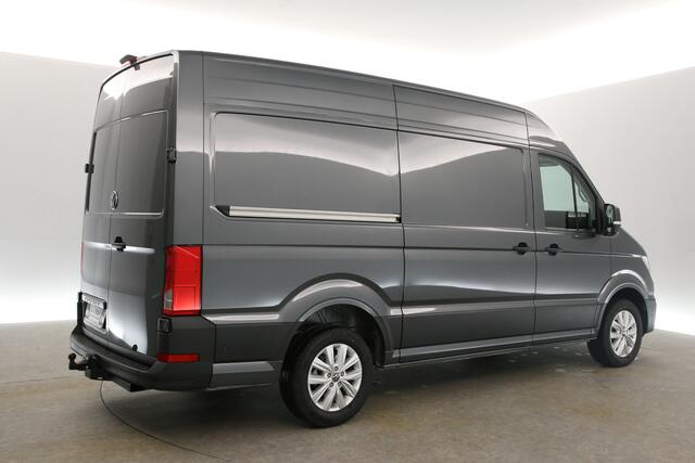 Volkswagen CRAFTER 2.0 TDI DSG HIGHLINE EXCLUSIVE L3H3 | FACELIFT MODEL | BPM VRIJ | NIEUW 3000KG TREKHAAK VIRTUAL ADAPTIVE CRUISE LED 140PK CARPLAY 17"LMV