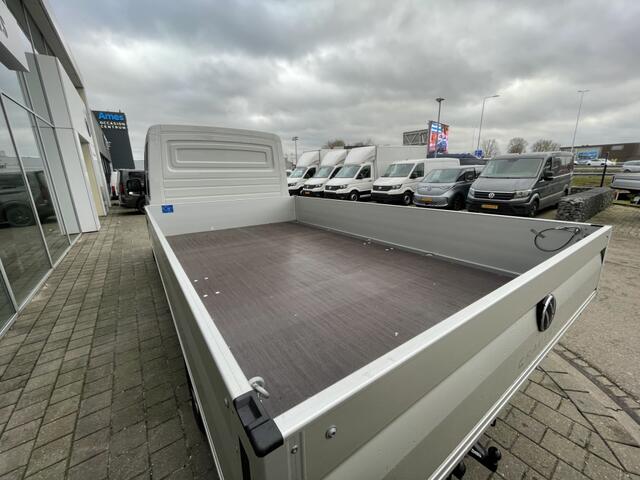 Volkswagen CRAFTER 35 2.0 TDI L4 DC 177 PK Hand | Trekhaak | App-Connect | PDC