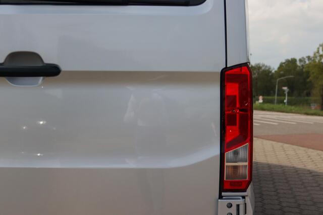 Volkswagen CRAFTER 35 2.0TDI 177PK, L3H3, DSG, Comfortline, ACC, Trekhaak, Navigatie, Apple CarPlay, Leder!