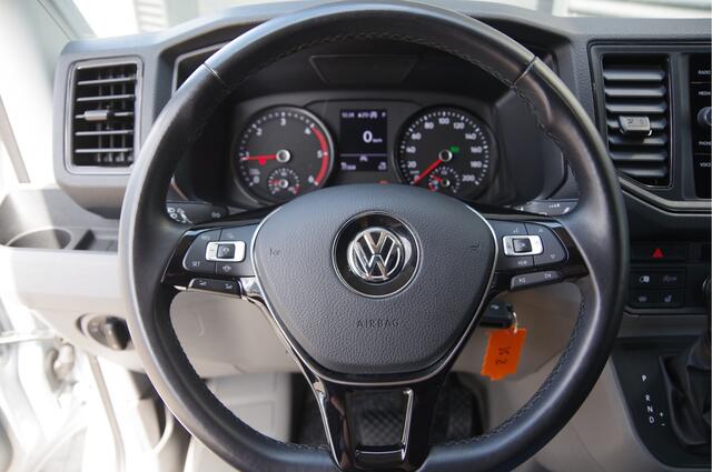 Volkswagen CRAFTER 35 2.0 TDI L3H3 EXCLUSIVE, 140PK AUT. 2X SCHUIFDEUR, LED, LEDER, ADAPT. CRUISE, CAMERA, AIRCO, PARKEERSENSOREN, NL AUTO, NAP