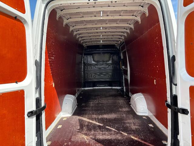 Volkswagen CRAFTER 2.0TDI L5H3 Automaat Airco Navi Cruisecontrol EURO 6