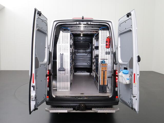 Volkswagen CRAFTER 2.0TDI 140PK L3H3 Highline | Werkplaats | Navigatie | Camera | Trekhaak | Airco | Cruise