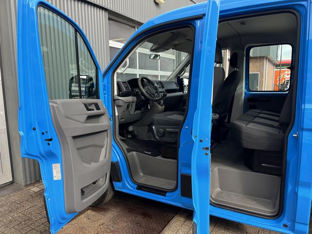 Volkswagen CRAFTER 35 2.0 TDI L3 DC Airco Cruise controle Euro 6 Pick-up Telefoonverbinding Voorruit verwarming 6-persoons Open laadbak Pick-up p-up Bakwagen 1e eigenaar