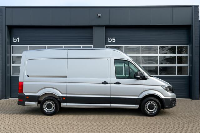 Volkswagen CRAFTER 35 2.0 TDI 140PK GB / NAP 1e eigenaar / Navi / 3000kg AHW / Airco / Comfortstoel / Cruise