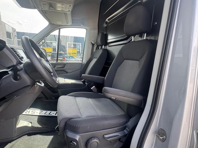 Volkswagen CRAFTER 35 2.0 TDI 140PK GB / NAP 1e eigenaar / Navi / 3000kg AHW / Airco / Comfortstoel / Cruise