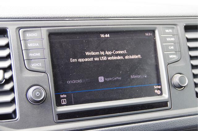 Volkswagen CRAFTER 2.0 TDI L3H3 140PK LED, ADAPT. CRUISE, CARPLAY, AIRCO, VOORRUIT VERWARMING, NL AUTO, NAP