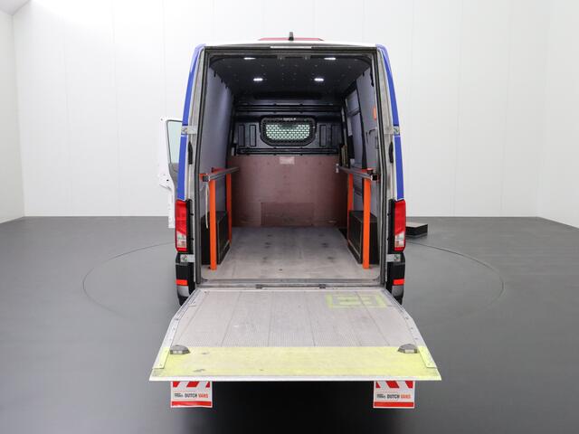 Volkswagen CRAFTER 2.0TDI L3H3 | Laadklep | Laadlift | Airco | Camera | Betimmering