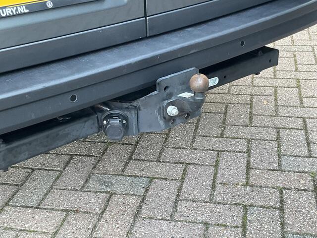 Volkswagen CRAFTER 6-Pers 30 2.0 TDI Dubbele Cabine L2H2 Comfortline Trekhaak Cam NL-Bus Voll.Onderhouden!