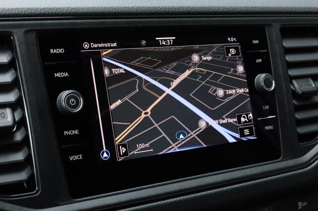 Volkswagen CRAFTER Bedrijfswagens Exclusive L3H3 140pk 8-traps automaat GVW 3.5T Volkswagen Bedrijfswagens Crafter 2.0 TDI EU6 140PK DSG Exclusive L3H3 GVW 3.5T WB 3640 MM | Trekhaak | Camera | ACC | Clima | DAB | 17 inch