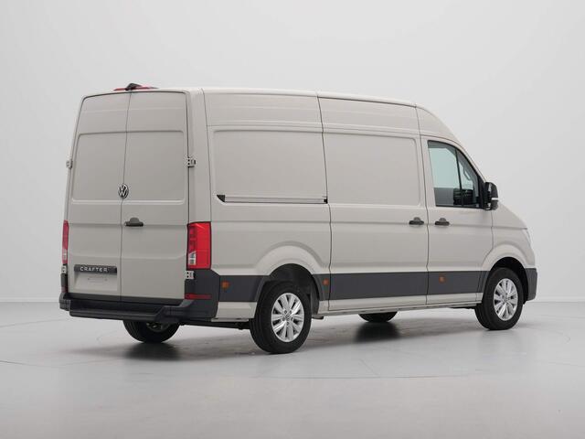 Volkswagen CRAFTER 2.0 TDI 103kW 140PK GVW 3.5T L3H3 Exclusive AUT rijdende demo, kilometerstand loopt op