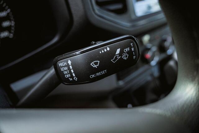 Volkswagen CRAFTER 2.0 TDI 140PK Automaat L4H3 PDC V+A | 3 zits. | Bluetooth | Cruise Controle |