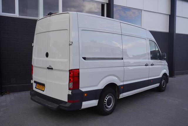 Volkswagen CRAFTER 2.0 TDI 140PK Automaat L3H3 EURO 6 - Airco - Navi - Cruise - Massage - ¤14.499,- Excl.