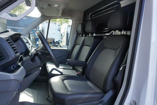 Volkswagen CRAFTER 35 | 163 PK AUT RWD | 3,5 Trekvermogen | App-Connect | Cruise | Camera | Stuur- en Stoelverwarming | 270 Graden Deuren