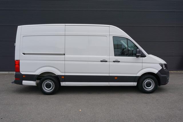 Volkswagen CRAFTER 35 | 163 PK RWD AUT | App-Connect | Camera | Climatronic | 3,5T Trekhaak | Stoelverwarming