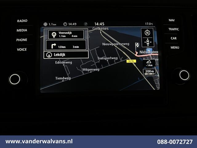 Volkswagen CRAFTER 2.0 TDI 140pk L3H3 L2H2 Euro6 Airco | 3000kg Trekhaak | Navigatie | Apple Carplay Android Auto, Cruisecontrol, Parkeersensoren, Bijrijdersbank