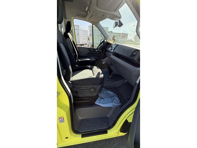 Volkswagen CRAFTER Ambulance TWEE OP VOORRAAD!