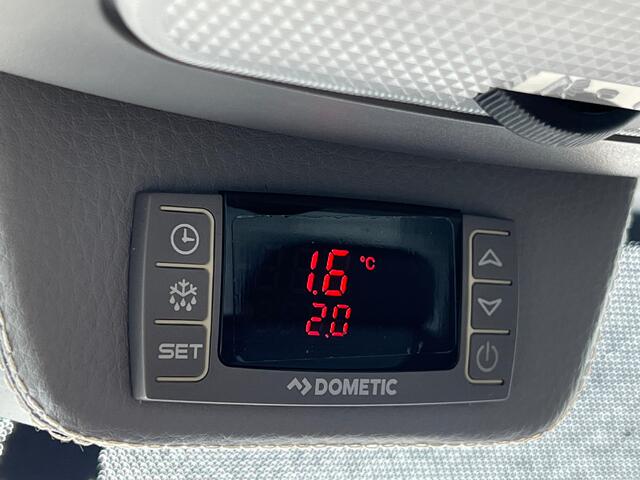 Volkswagen CRAFTER 2.0 TDI 140PK L2H2 | Nachtkoeling | Koelwagen 1 C° | Airco | Cruise | 3-Zits | Parkeersens.