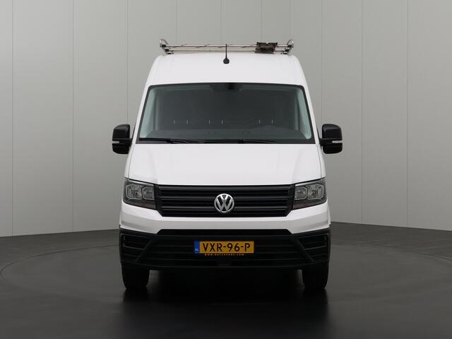Volkswagen CRAFTER 2.0TDI L3H3 | Kastinrichting | Imperiaal | Trekhaak | Navigatie | Airco | Cruise | 3-Persoons | Betimmering