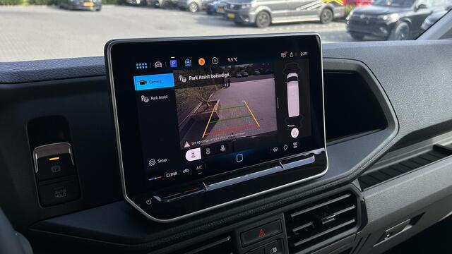 Volkswagen CRAFTER 30 2.0 TDI 140pk DSG L3H3 Exclusive BPM vrij! Betimmering Trekhaak Camera Led Virtual Cockpit Navigatie