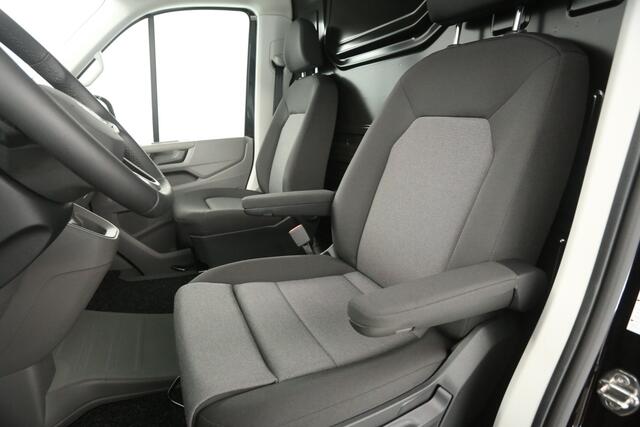 Volkswagen CRAFTER 30 2.0 TDI L3H3 Exclusive | FACELIFT MODEL!! NIEUW!! | BPM VRIJ | CAMERA | VIRTUAL COCKPIT | CRUISE | LED | 140PK | 3000KG TREKHAAK | CARPLAY | 17"LMV