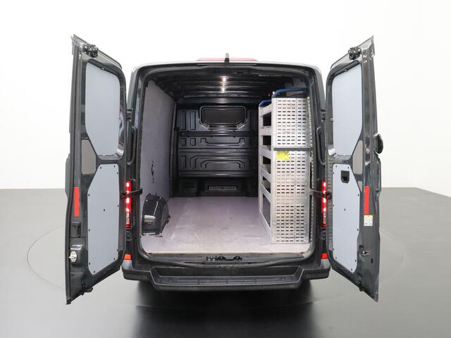 Volkswagen CRAFTER 2.0TDI 140PK L3H2 Highline | Navigatie | Camera | Airco | Cruise | Betimmering