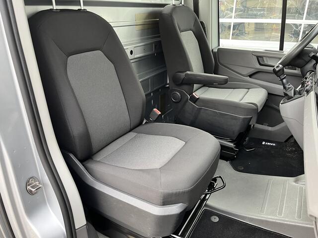 Volkswagen CRAFTER 35 2.0 TDI Airco Cruise Control Trekhaak 3500kg trekgewicht Open laadbak Navigatiesysteem Apple carplay Euro 6 Open laadbak Pick-up p-up Bakwagen 1e eigenaar Telefoonverbinding