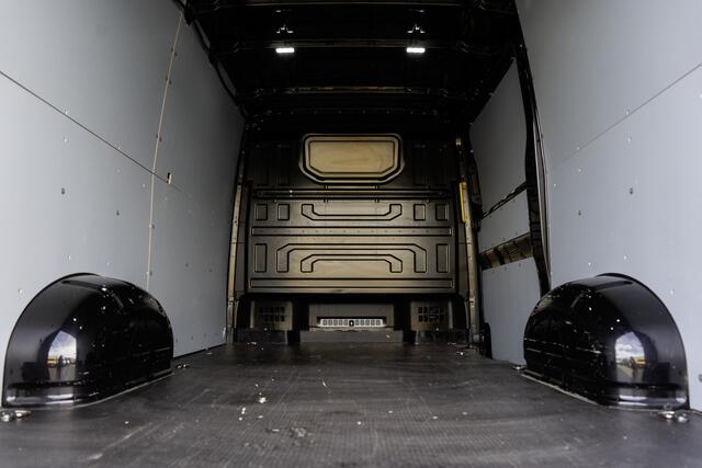 Volkswagen CRAFTER 2.0TDI 140PK 30 TDI | L3H2 | NW Model | Navi | CarPlay | Camera | Cruise | Climate | PDC | Euro 6