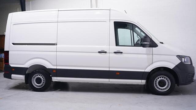 Volkswagen CRAFTER 2.0 TDI 102 pk L3H3 Navi, Trekhaak 2.500 kg Apple Carplay, Laadruimte Pakket, PDC V+A, 3-Zits