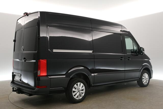 Volkswagen CRAFTER 2.0 TDI DSG Highline Exclusive L3H3 | Facelift Model | BPM Vrij | Virtual | 3000KG Trekgew. | Trekh. | Adap. Cruise | Clima | Carplay | Camera