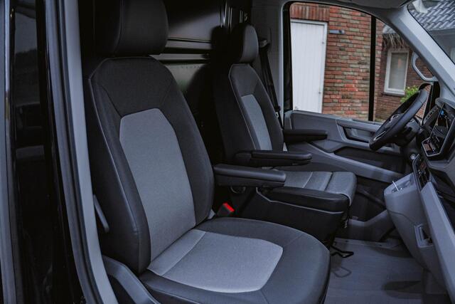 Volkswagen CRAFTER 2.0 TDI 177PK Automaat L3H3 Comfortline 2x LED | NAVI | Ergo. bestuurdersstoel | Camera | Trekhaak |