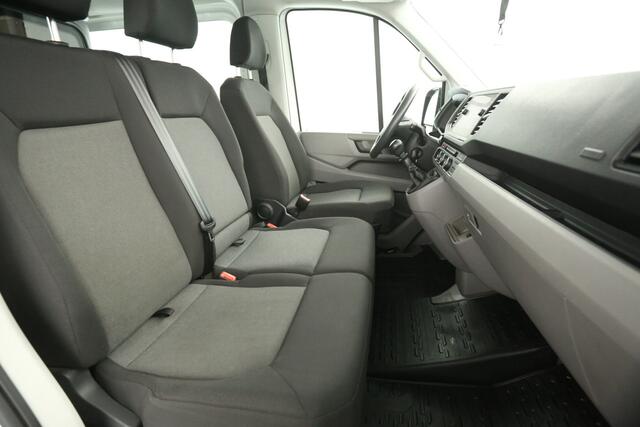 Volkswagen CRAFTER 2.0 TDI L3H2 177PK | DC | 6-Zits | Airco | Cruise | Carplay | Parkeersens. | Navi