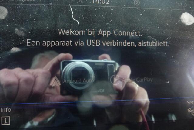 Volkswagen CRAFTER 35 2.0 TDI L3H3 Comfortline voorheen L2H2 FWD 140 pk 12-23 trekhaak 3000kg