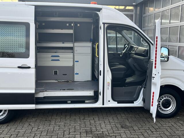 Volkswagen CRAFTER 35 2.0 TDI L3H3 140pk Airco Cruise control Kastinrichting Omvormer Standkachel werkplaats Navigatiesysteem Telefoonverbinding 2-Persoons Camera Euro 6