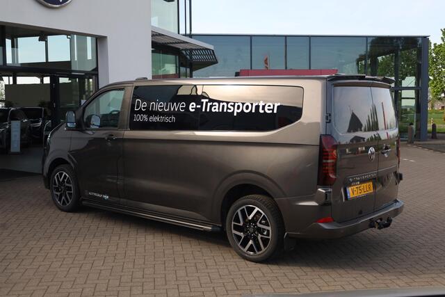Volkswagen E-Transporter 32 L2H1 Bulli 64 kWh 286PK / 210kW, Achteruitrijcamera (Area View), LED Matrix IQ.Light, verwarmbare voorstoelen, Apple Carplay & Android Auto, achteruitrijcamera, adaptive cruise control met Stop & Go, navigatie, dynamische grootlichtassistent, volledig 