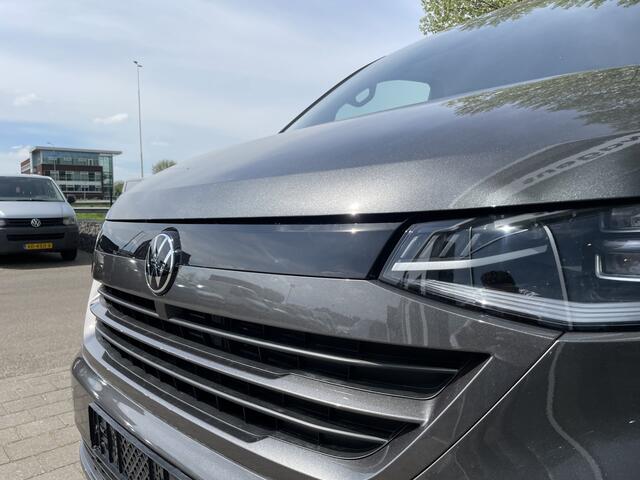 Volkswagen E-Transporter 32 L2H1 Style 64 kWh 995.- per maand all in! | 286 PK | Trekhaak | App Connect | Camera