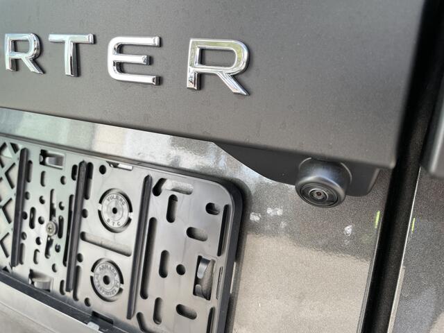 Volkswagen E-Transporter 32 L2H1 Style 64 kWh 995.- per maand all in! | 286 PK | Trekhaak | App Connect | Camera