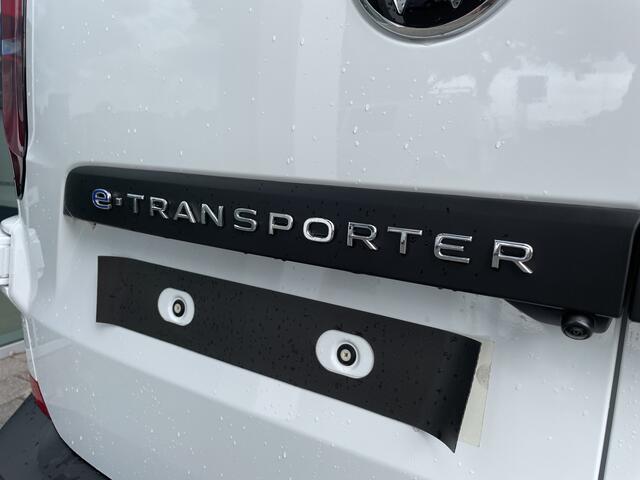 Volkswagen E-Transporter L2 64 kWh 218pk | Trekhaak | Assistentiepakket plus